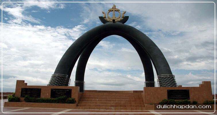 Khám phá đất nước Brunei - Đài tưởng niệm 1 tỷ thùng dầu