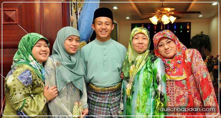 Khám phá đất nước Brunei - Trang phục truyền thống