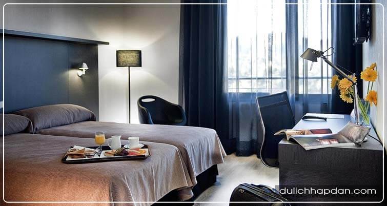 kinh nghiệm du lịch tây ban nha tự túc Alimara Hotel