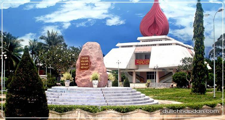 địa điểm du lịch bến tre làng du kích đồng khởi